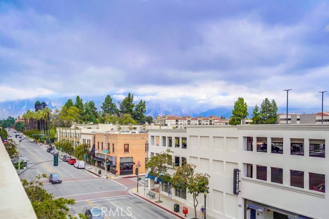 35 Raymond N, Pasadena CA: https://media.crmls.org/medias/ac78220f-dff2-4937-83aa-c8f251c75985.jpg