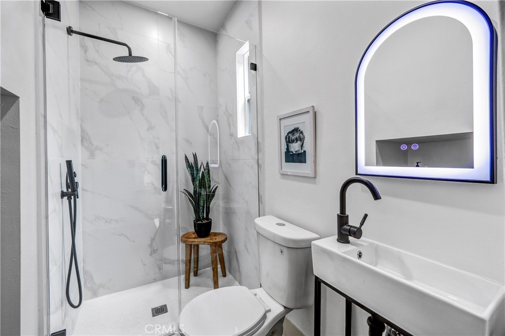 MLS #SR25188631 image #17