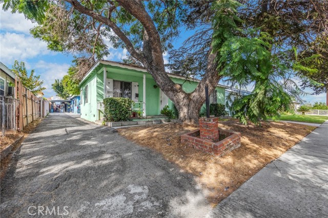 6771 Johnson Avenue, Long Beach, California 90805, ,Multi-Family,For Sale,Johnson,RS24228919