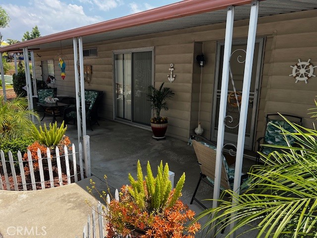 3850 Atlantic Avenue, Highland CA: https://media.crmls.org/medias/ac7b16b1-7c1a-4fcf-a768-e4ab92ae9986.jpg