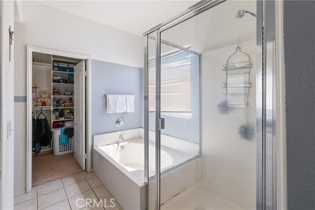 945 Newport Drive, San Jacinto CA: https://media.crmls.org/medias/ac7b4c88-2f9f-4d88-a7f0-cce317b167d1.jpg