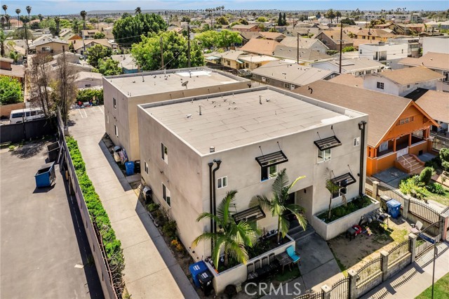 816 W 47th Street, Los Angeles CA: https://media.crmls.org/medias/ac7b865c-87fc-4c52-bb08-cc6dbeb61a19.jpg