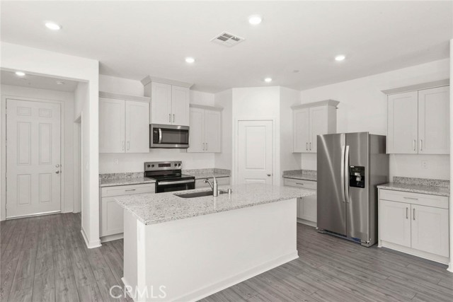 Detail Gallery Image 6 of 17 For 42490 Isla Ct, Indio,  CA 92220 - 4 Beds | 2 Baths