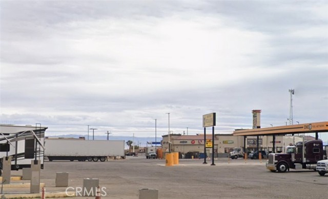 Detail Gallery Image 6 of 7 For 2086 Loop Dr, Thermal,  CA 92274 - – Beds | – Baths