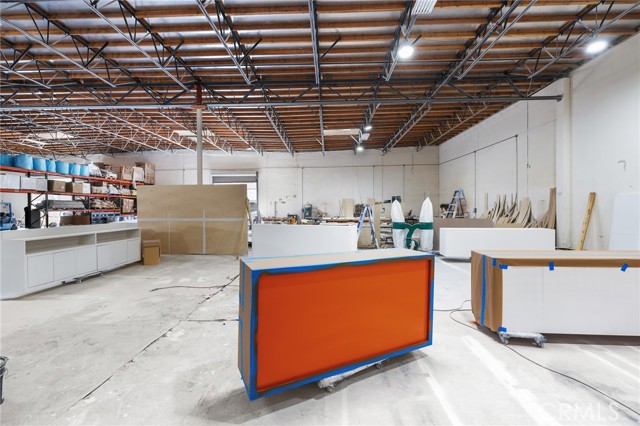 620 S Magnolia Avenue, Ontario CA: https://media.crmls.org/medias/ac7f04fa-cc33-4a05-9dd8-e35fba0bec08.jpg
