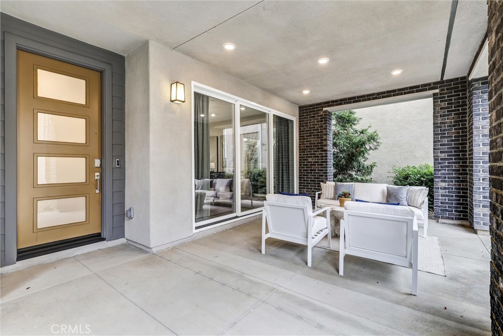 MLS #OC25184425 image #2