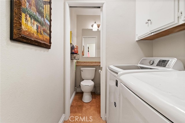 Detail Gallery Image 15 of 19 For 1205 Manzanita, Manhattan Beach,  CA 90266 - 3 Beds | 1/1 Baths