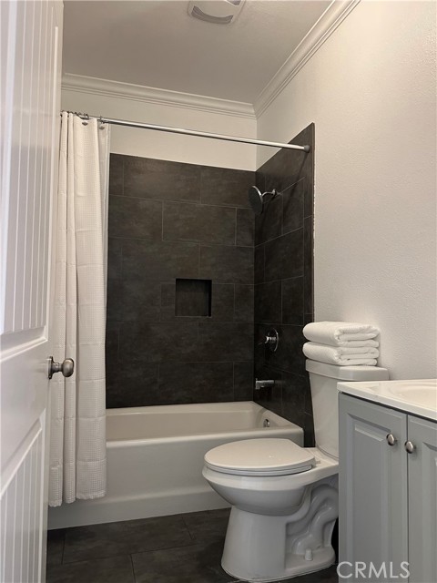 Detail Gallery Image 23 of 38 For 956 E 43rd, Los Angeles,  CA 90011 - 2 Beds | 1 Baths