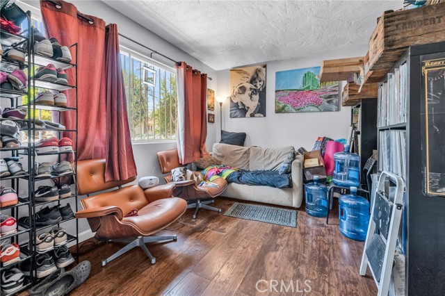 2660 Newell Street, County - Los Angeles CA: https://media.crmls.org/medias/ac8011ff-8194-48d8-af70-33404b47b3ff.jpg