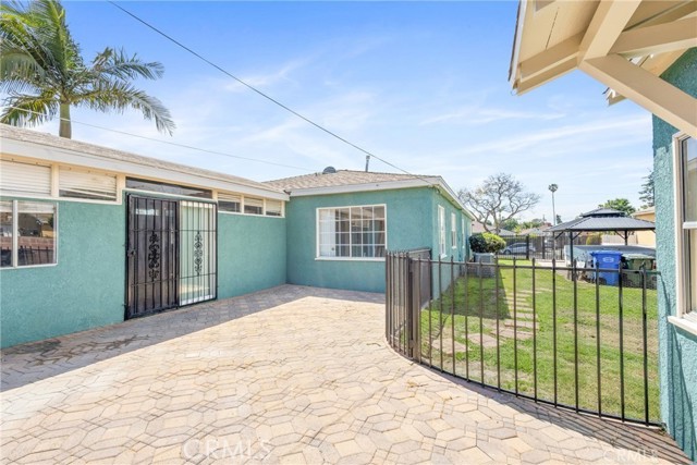 Detail Gallery Image 28 of 28 For 9232 S 7th Ave, Inglewood,  CA 90305 - 4 Beds | 2/1 Baths