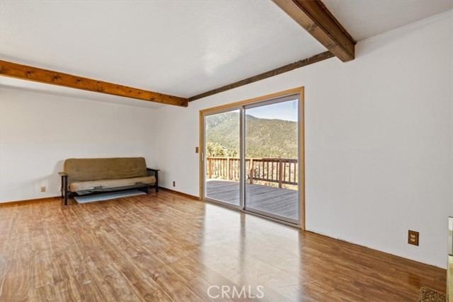 Detail Gallery Image 6 of 33 For 15440 Shasta Way, –,  CA 93225 - 3 Beds | 1/1 Baths