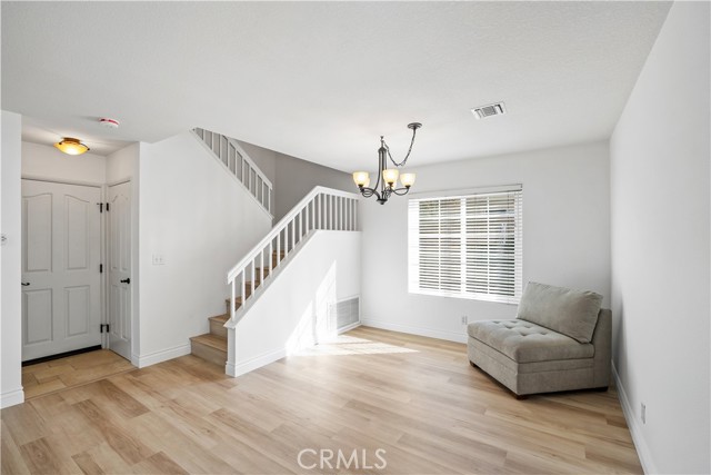 1177 Knottingham Street photo 7