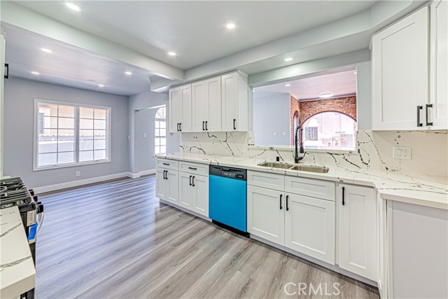 5334 S Victoria Avenue, Los Angeles CA: https://media.crmls.org/medias/ac8515cf-e273-4d14-bf33-f727c48f5f79.jpg