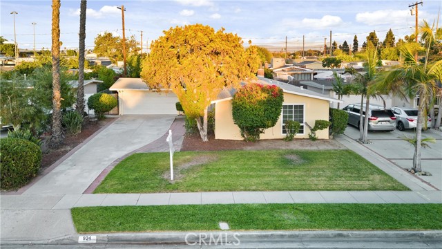 Image 2 for 924 N Fairview St, Anaheim, CA 92801