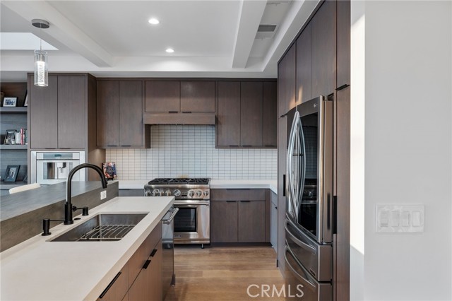 1737 Manhattan Avenue, Hermosa Beach CA: https://media.crmls.org/medias/ac8673bc-e693-4ae6-ae97-3e14c0720e74.jpg