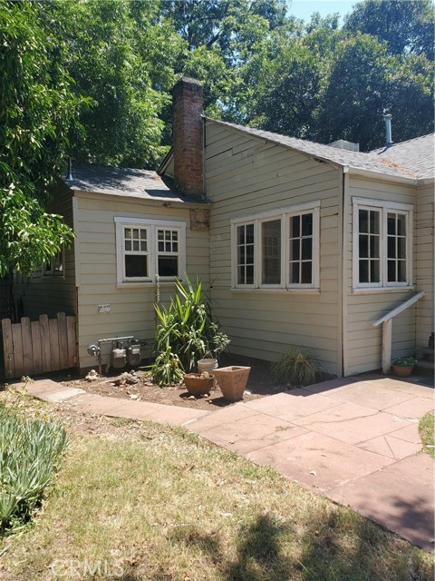 125 W 18th Street, Chico, California 95928, ,Residential Income,For Sale,125 W 18th Street,CRSN24095946