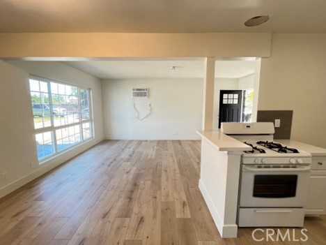 Image 7 of 10 For 12551 Nutwood Street