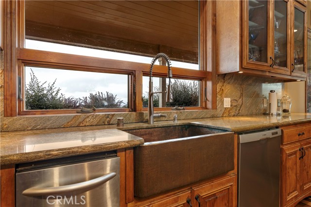 Detail Gallery Image 6 of 75 For 8664 Seigler Springs North, Kelseyville,  CA 95451 - 5 Beds | 5/1 Baths