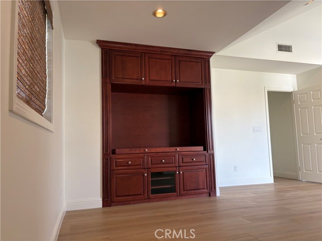 12 Longstreet, Irvine CA: https://media.crmls.org/medias/ac881d7d-94b6-4fb3-bb72-14f776a3ae9d.jpg