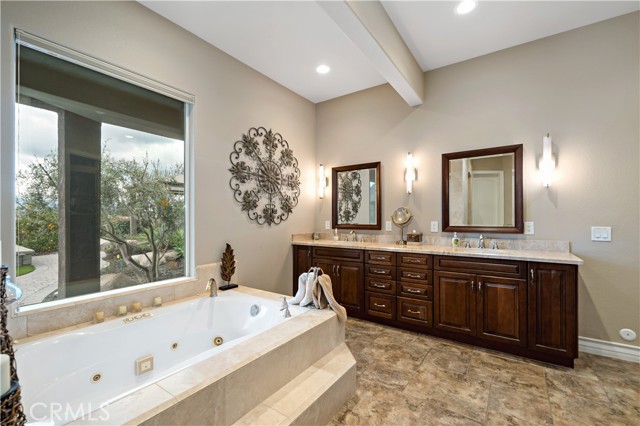 Detail Gallery Image 45 of 74 For 39470 Calle Anita, Temecula,  CA 92592 - 5 Beds | 4/1 Baths