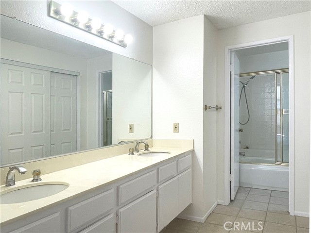 Detail Gallery Image 15 of 23 For 2563 Plaza Del Amo #109, Torrance,  CA 90503 - 2 Beds | 2/1 Baths