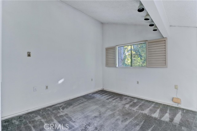 Detail Gallery Image 30 of 56 For 2009 via Mariposa #D,  Laguna Woods,  CA 92637 - 2 Beds | 2 Baths