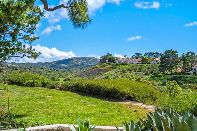 Detail Gallery Image 36 of 38 For 52 Mirador #46,  Irvine,  CA 92612 - 3 Beds | 2/1 Baths