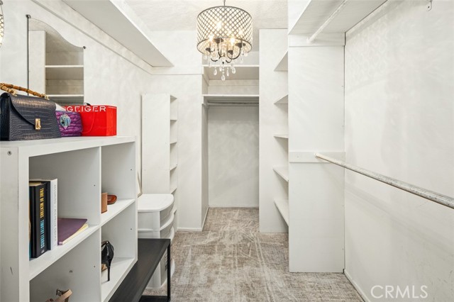 Detail Gallery Image 8 of 26 For 1121 N Olive Dr #209,  West Hollywood,  CA 90069 - 2 Beds | 2 Baths