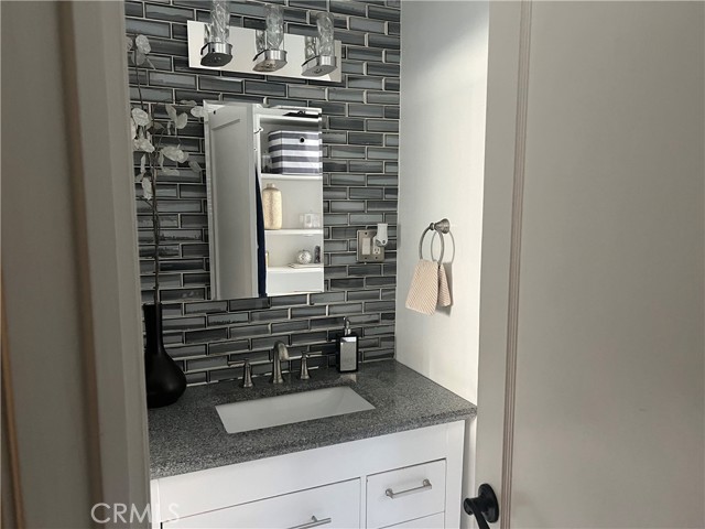 Detail Gallery Image 12 of 19 For 5754 Ensign Ave, North Hollywood,  CA 91601 - 2 Beds | 1 Baths