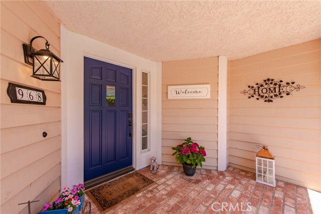 968 Saddlehorn Place, Newbury Park CA: https://media.crmls.org/medias/ac8c4142-95ee-4814-a32b-37a50da26b7b.jpg