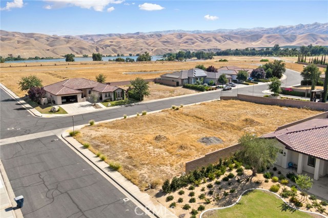 Detail Gallery Image 12 of 19 For 12101 Wildhorse Ave, Bakersfield,  CA 93306 - – Beds | – Baths
