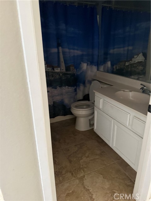 12627 Half Moon Cir, Victorville, CA 92392 photo 5
