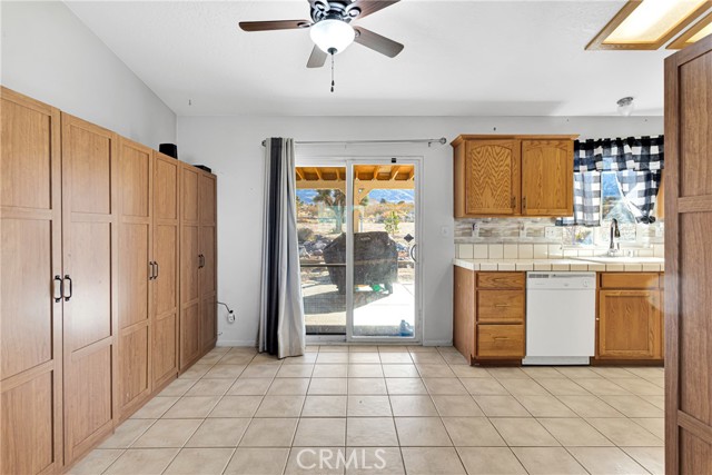 Detail Gallery Image 10 of 36 For 32725 Spinel Rd, Lucerne Valley,  CA 92356 - 3 Beds | 2 Baths