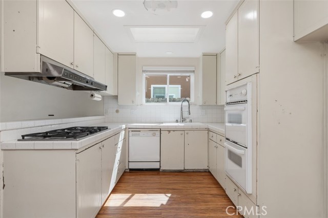 Detail Gallery Image 9 of 27 For 940 Cheyenne, Costa Mesa,  CA 92626 - 5 Beds | 2 Baths