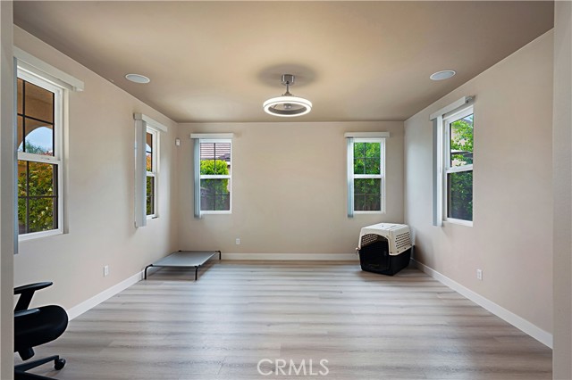 Detail Gallery Image 7 of 49 For 30177 Beeswing Cir, Menifee,  CA 92584 - 5 Beds | 4 Baths