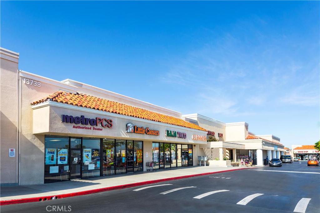 13738 Bear Valley Road, Victorville, CA 92392
