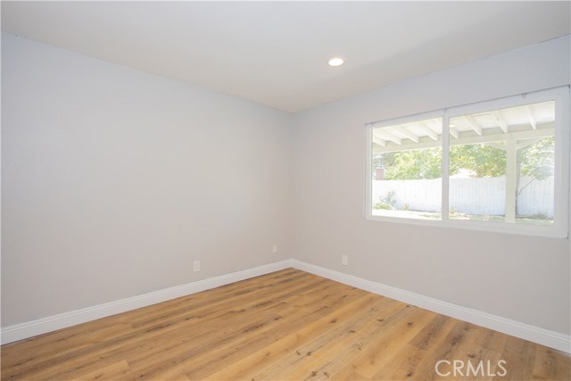 8358 Verbena Drive, Riverside CA: https://media.crmls.org/medias/ac9602fc-0083-40d5-94ef-418e3b3d66a7.jpg