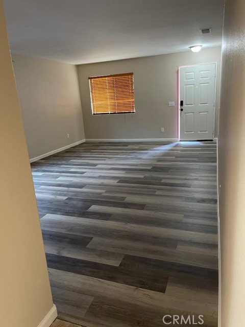 Detail Gallery Image 7 of 11 For 13152 Mesa View, Victorville,  CA 92392 - 3 Beds | 2 Baths