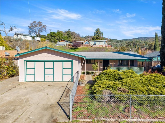 Front Image Thumbnail for CRLC25267798