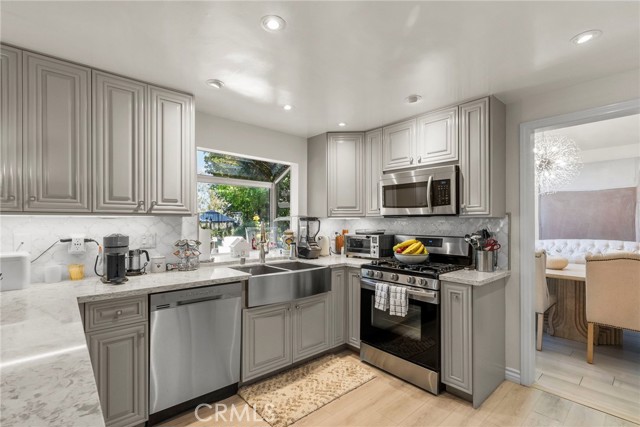 Image 12 of 44 For 7282 Woodvale Court