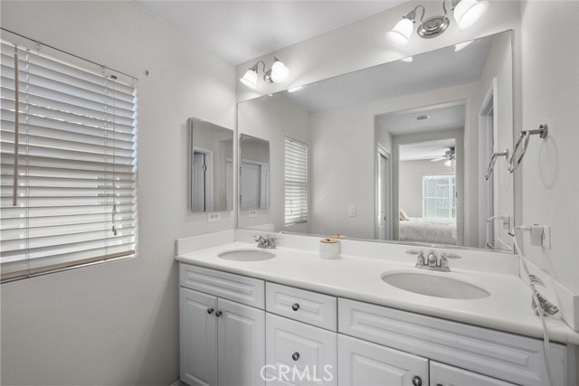 Detail Gallery Image 24 of 29 For 28437 Casselman Ln, Saugus,  CA 91350 - 2 Beds | 2 Baths