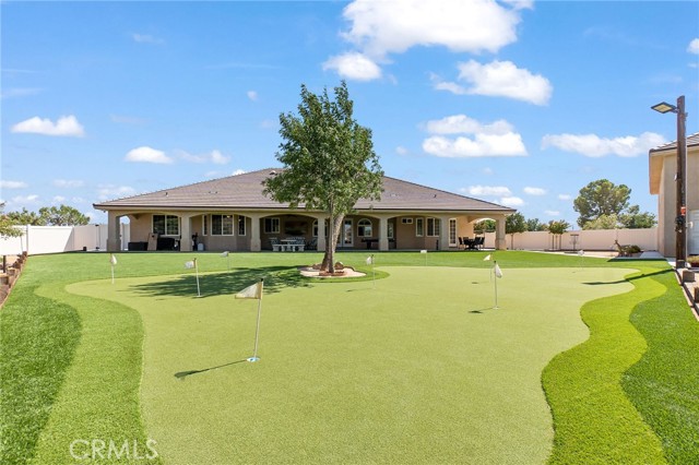 Detail Gallery Image 55 of 73 For 14260 Chinook Rd, Apple Valley,  CA 92307 - 5 Beds | 5/3 Baths