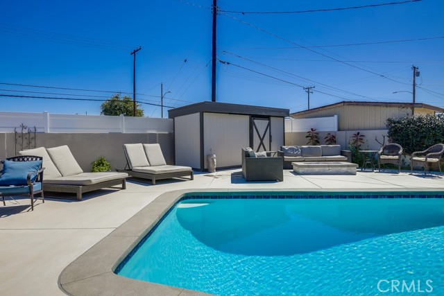 824 S Dune Street, Anaheim CA: https://media.crmls.org/medias/ac978ec1-4ff8-4cd6-aa19-9c655919161f.jpg
