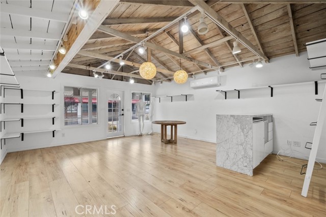 4913 Topanga Canyon Boulevard, Woodland Hills (los Angeles), California 91364, ,Commercial Lease,For Rent,4913 Topanga Canyon Boulevard,CRSR25042493