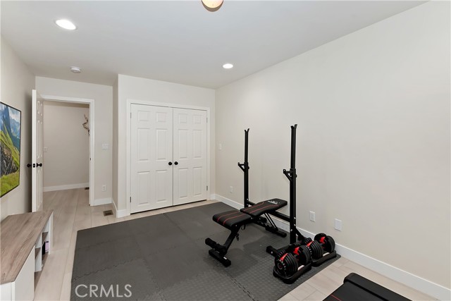 24586 Horst Drive, Crestline CA: https://media.crmls.org/medias/ac97c236-8845-41ad-861c-d4b3fb3b048d.jpg