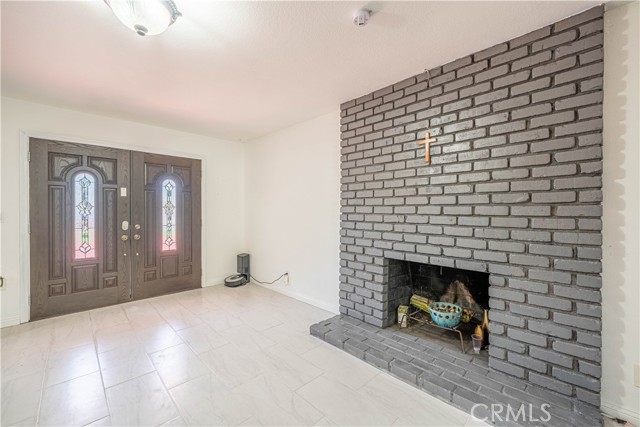 Detail Gallery Image 28 of 75 For 813 N Mantle Ln, Santa Ana,  CA 92701 - 3 Beds | 2 Baths