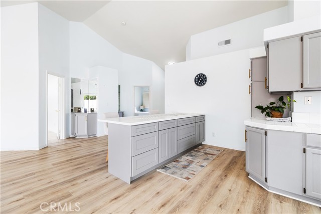 Detail Gallery Image 2 of 5 For 2160 Mariposa Ct, San Jacinto,  CA 92583 - 3 Beds | 2 Baths