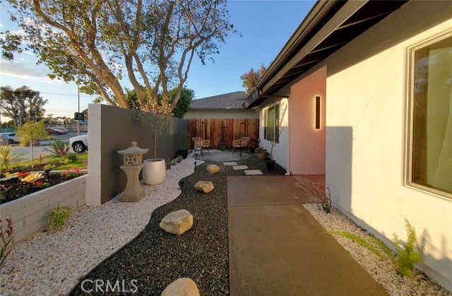 1427 N Cannon Street, Orange CA: https://media.crmls.org/medias/ac98655d-39dd-44db-a52f-55e510ca44ab.jpg