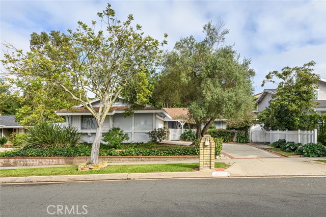 Detail Gallery Image 1 of 1 For 28210 Lomo Dr, Rancho Palos Verdes,  CA 90275 - 4 Beds | 2 Baths