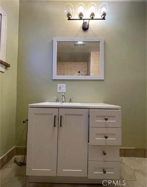 Detail Gallery Image 11 of 16 For 1028 Alton St, Wilmington,  CA 90744 - 2 Beds | 1 Baths